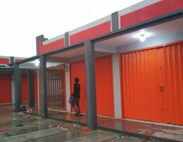 image pasang folding gate